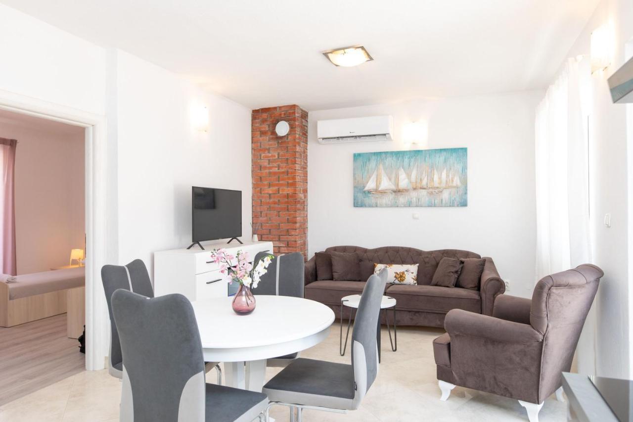 Kate Holiday home